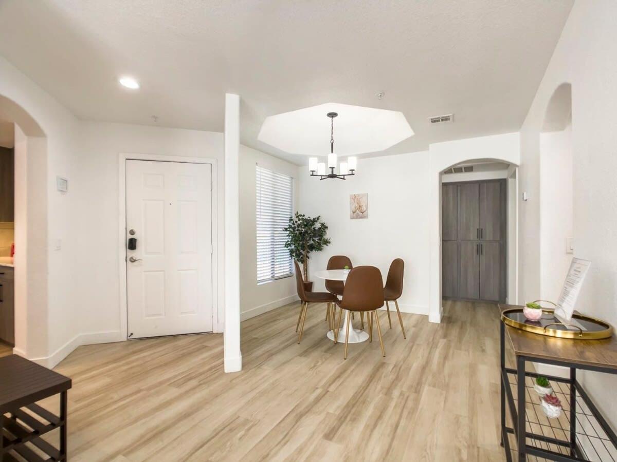 Apartamento Cozysuites Oasis At Kierland Commons *
