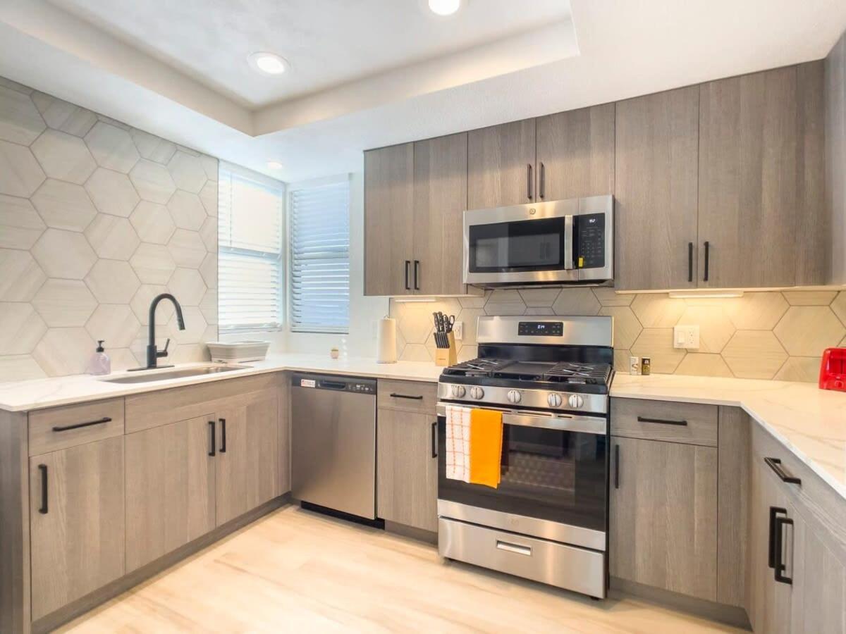 Cozysuites Oasis At Kierland Commons Apartamento